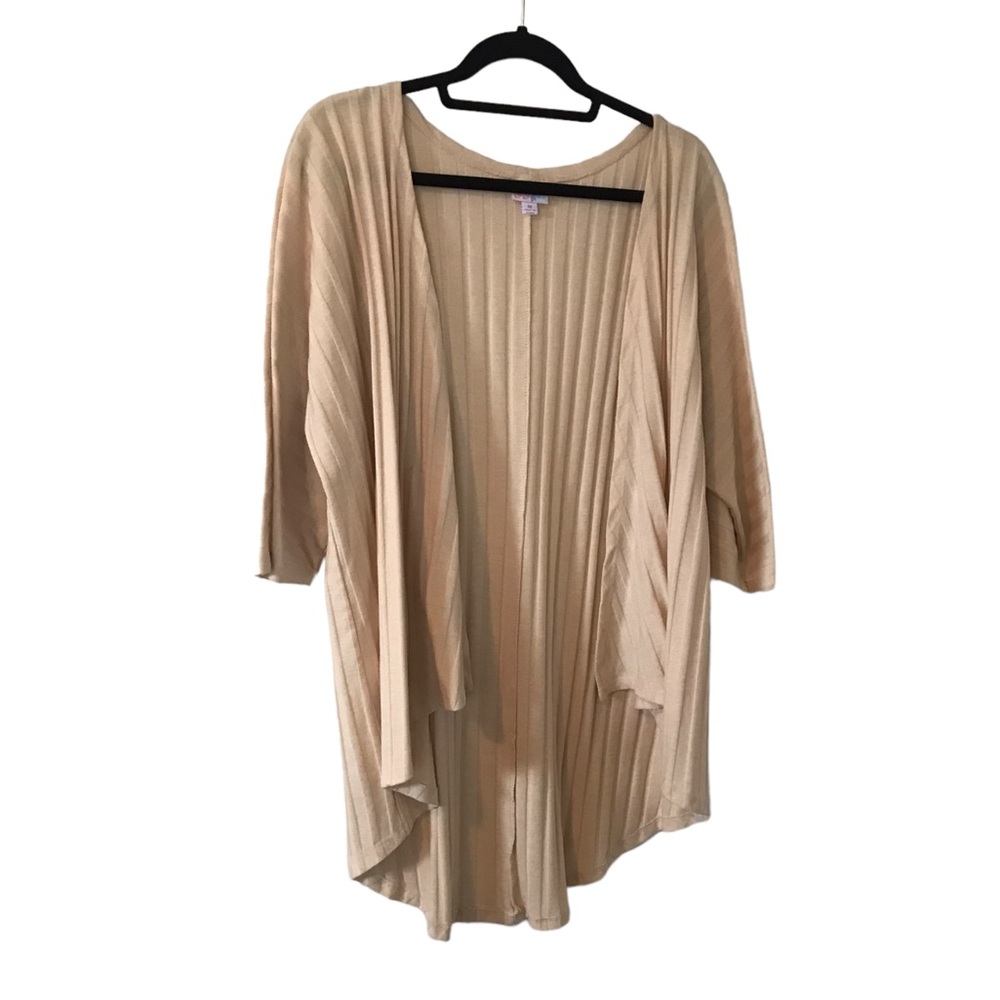 Like new LuLaRoe Lindsey medium (10-18) cream ribbed kimono